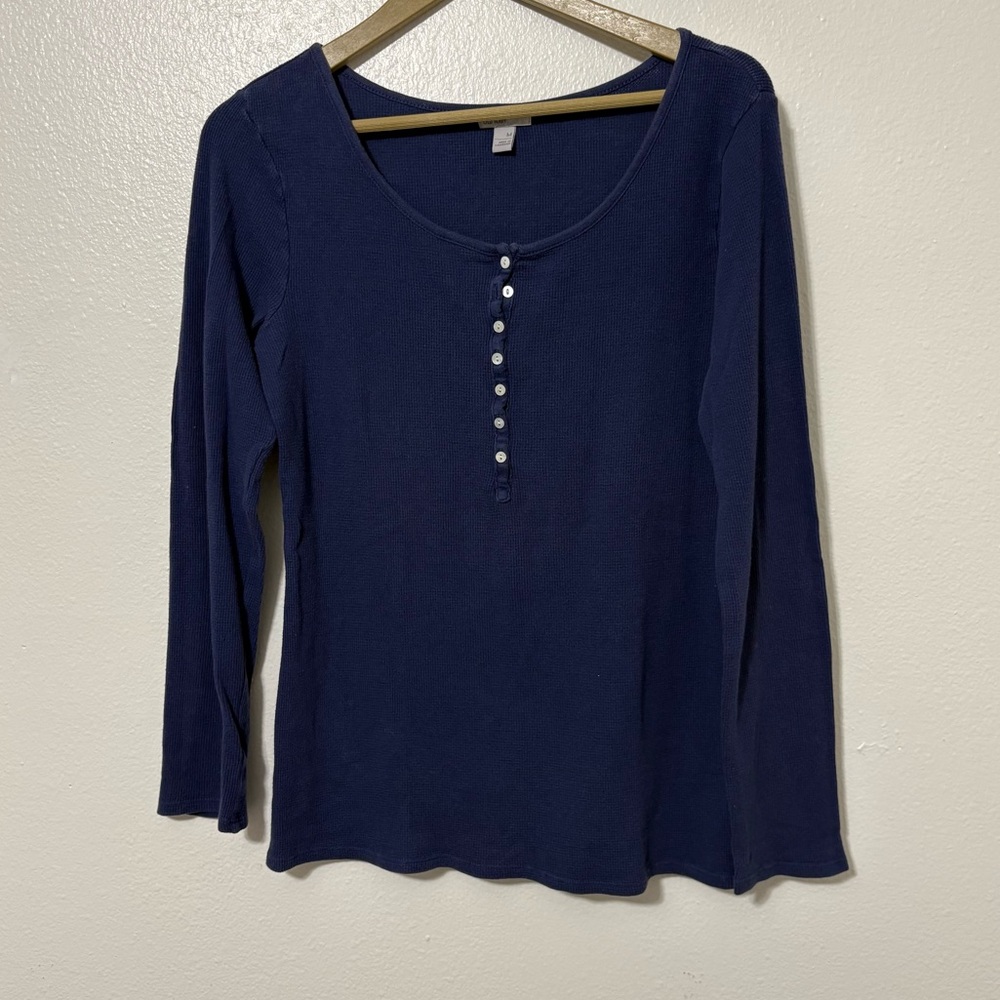 Old Navy Blue Y2K Size Medium Thermal Knit Henley Shirt Preppy Classic Winter